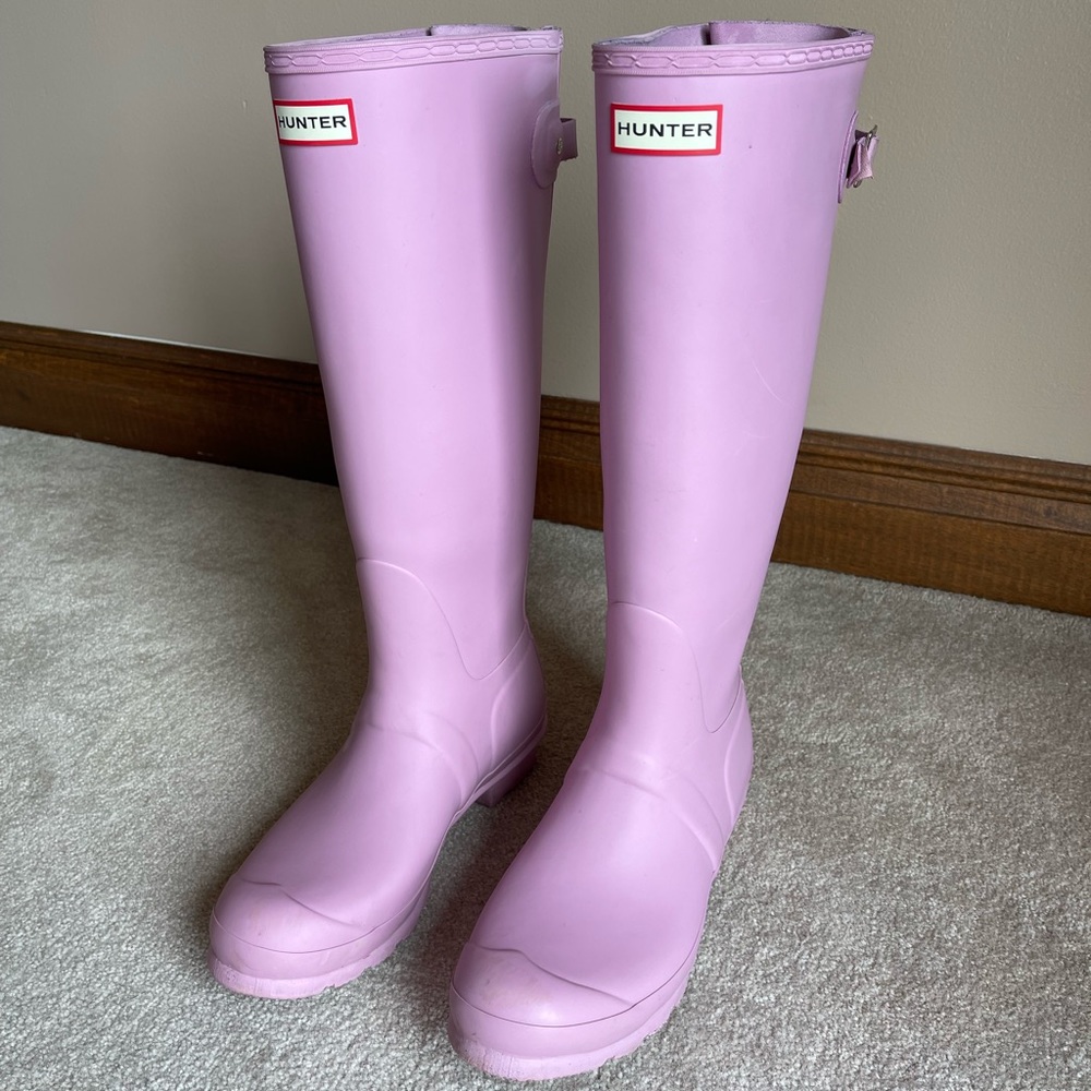 Pink tall Hunter rain boots